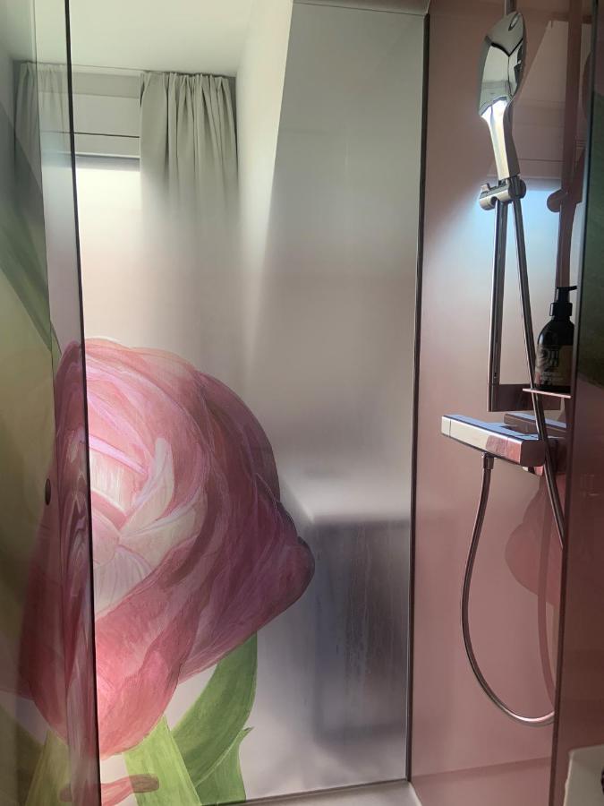 לינץ Art-Inn Design Self-Check-In-Hotel מראה חיצוני תמונה