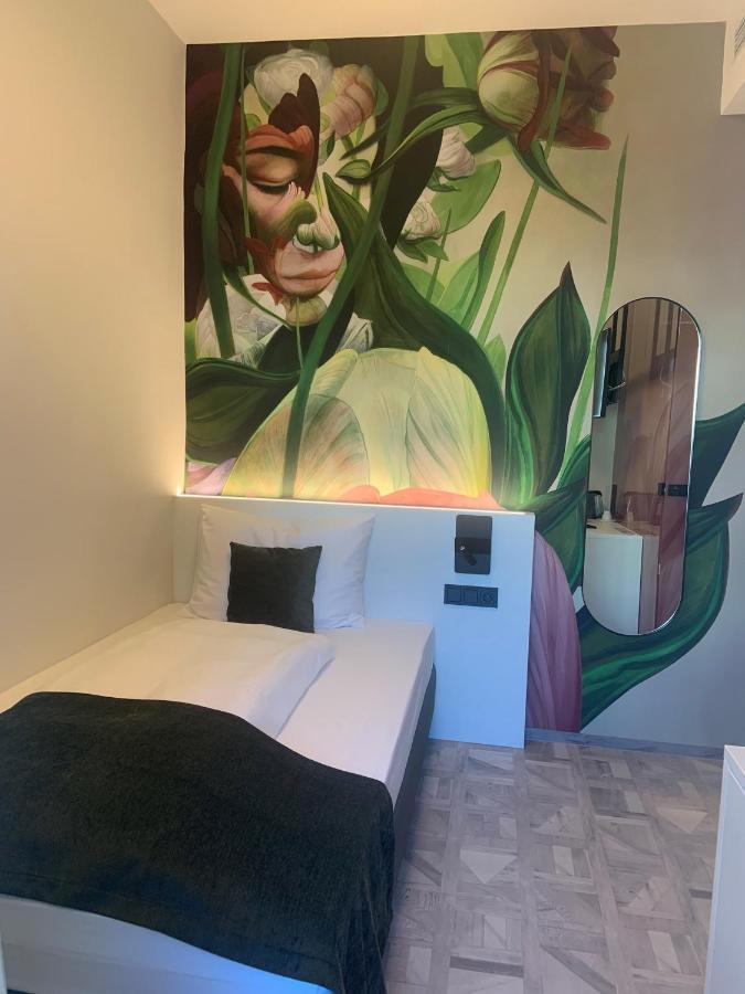 לינץ Art-Inn Design Self-Check-In-Hotel מראה חיצוני תמונה